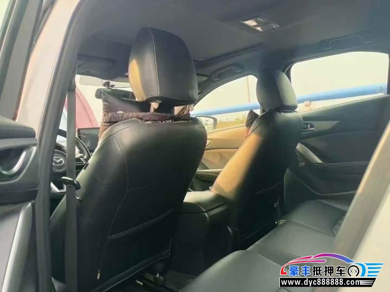 18年马自达CX-4轿车抵押车出售