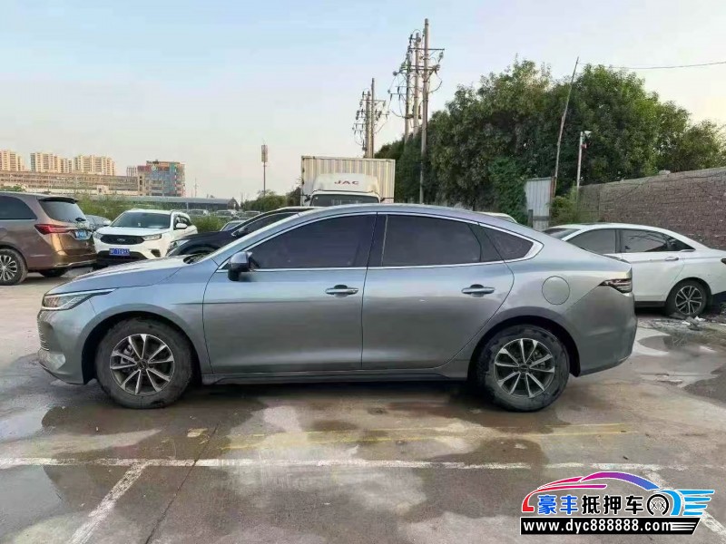 23年比亚迪驱逐舰轿车抵押车出售