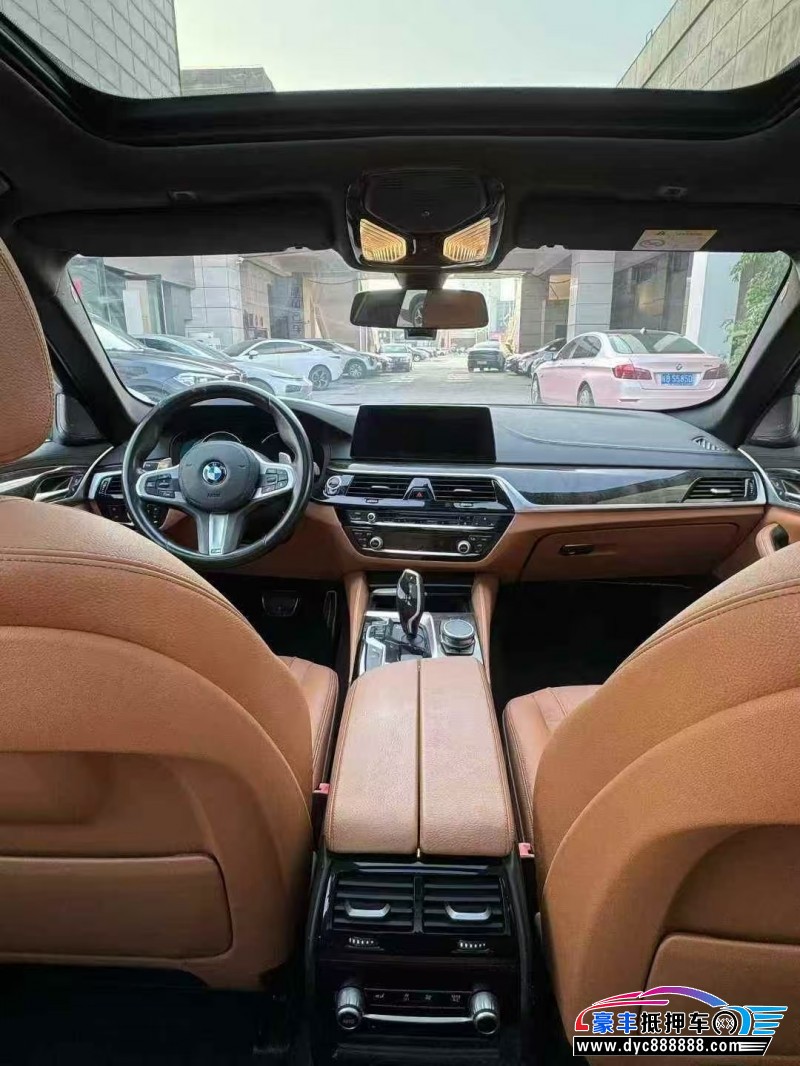 18年宝马5系轿车抵押车出售