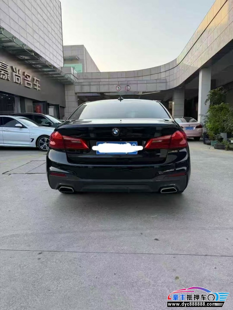 18年宝马5系轿车抵押车出售