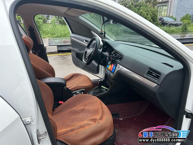 23年大众朗逸轿车抵押车出售