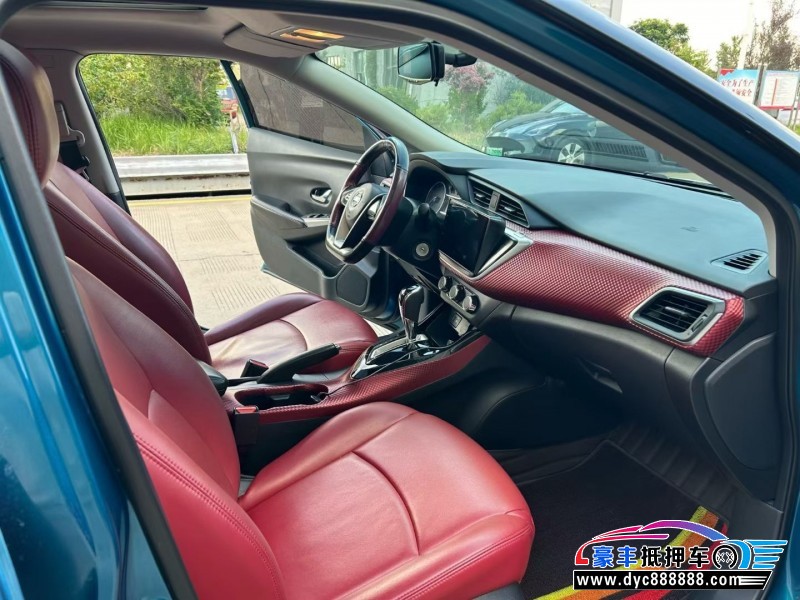 19年日产蓝鸟轿车抵押车出售