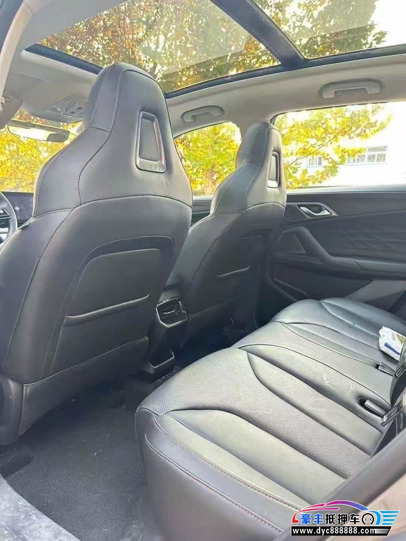 24年荣威ERX5SUV抵押车出售