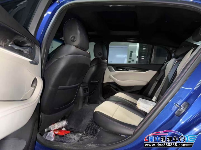 21年凯迪拉克CT5轿车抵押车出售