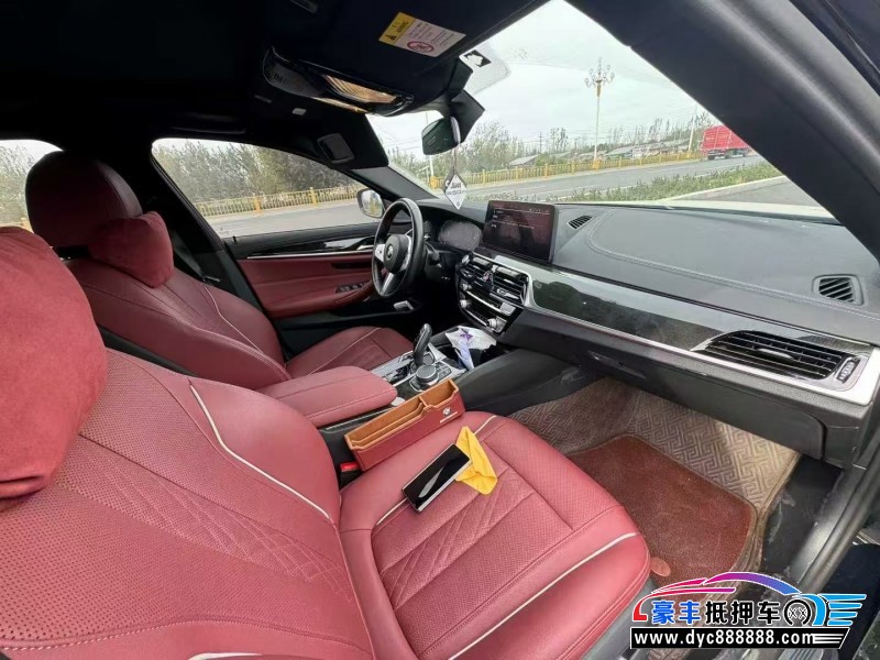 23年宝马5系轿车抵押车出售