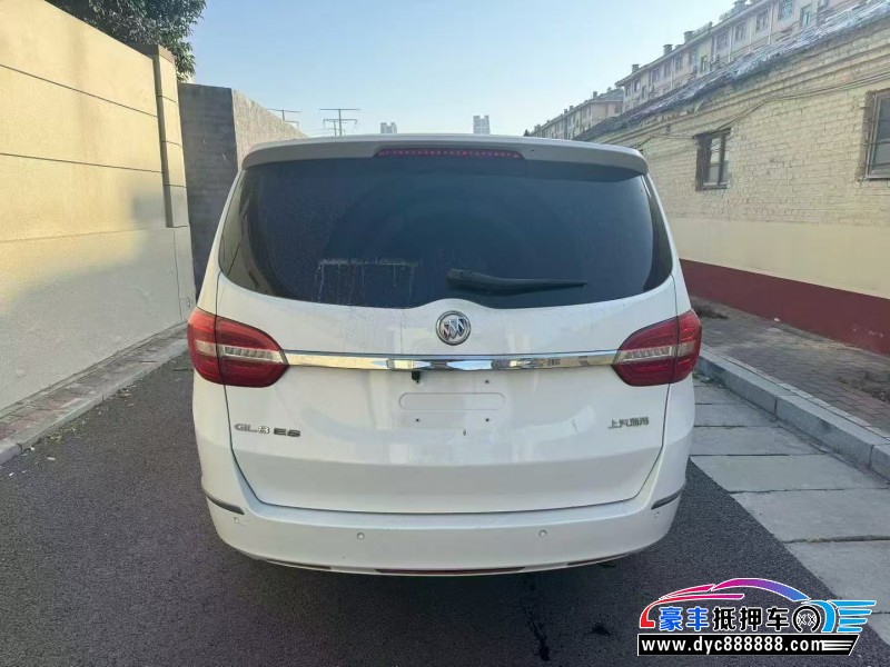 18年别克GL8轿车抵押车出售