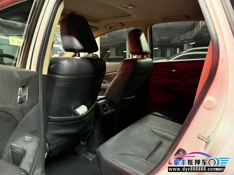 17年本田CR-V轿车抵押车出售