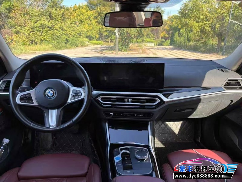 24年宝马i3轿车抵押车出售