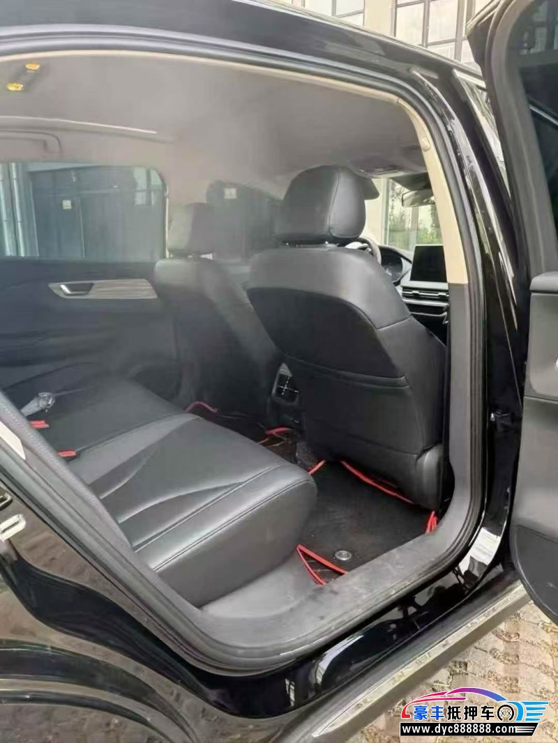 24年红旗EQM5轿车抵押车出售