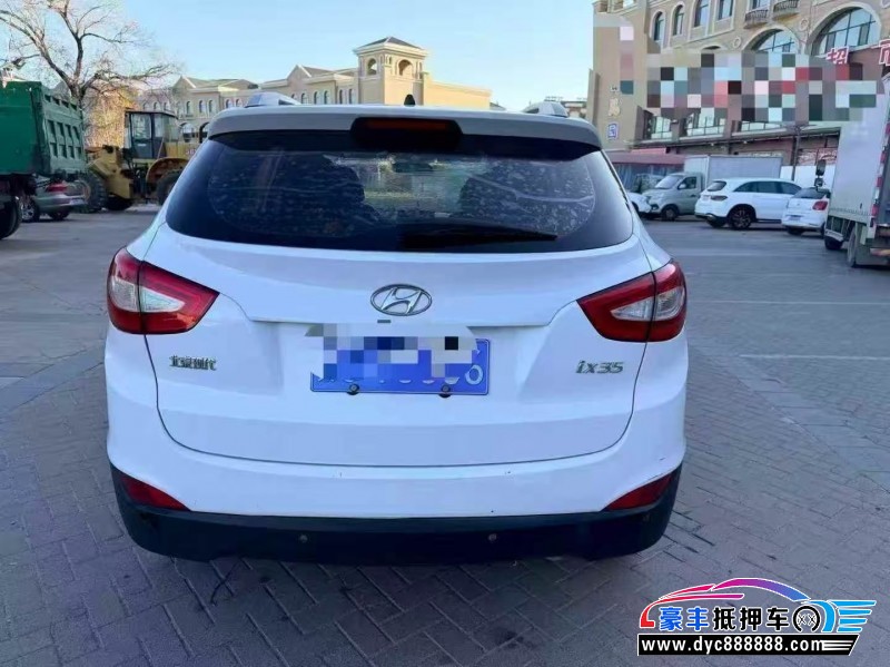 18年现代ix35轿车抵押车出售