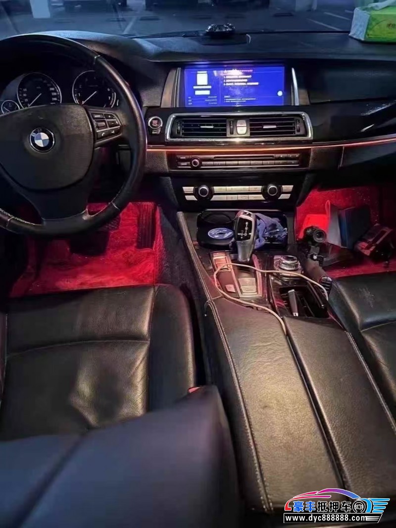 13年宝马5系轿车抵押车出售