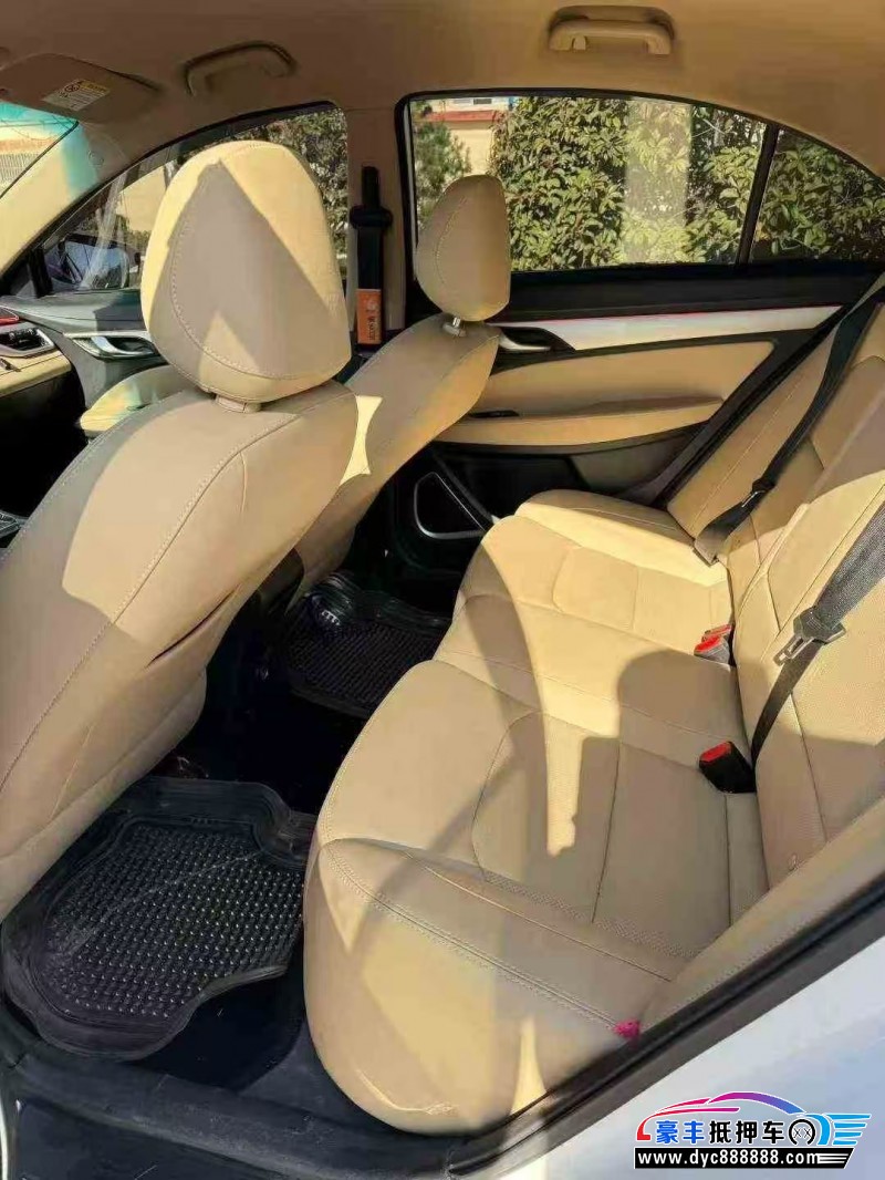 19年吉利帝豪轿车抵押车出售