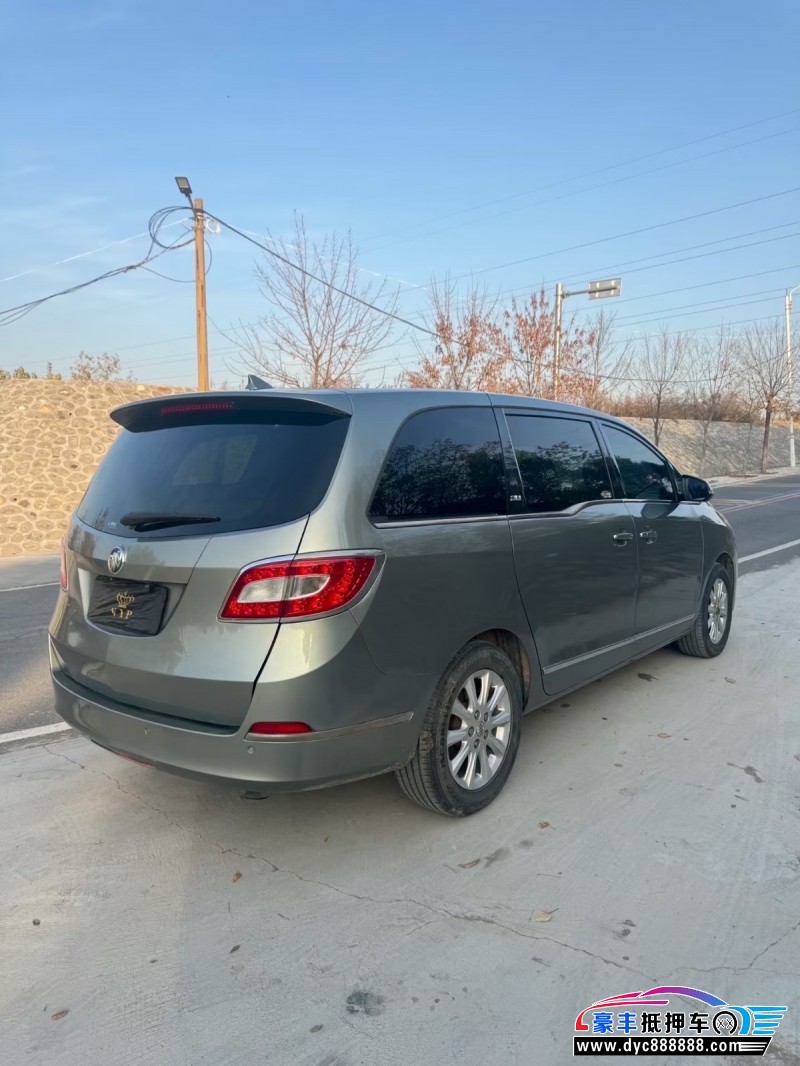 12年别克GL8轿车抵押车出售