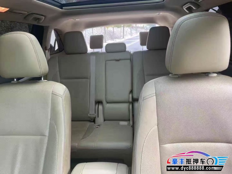 20年丰田汉兰达轿车抵押车出售