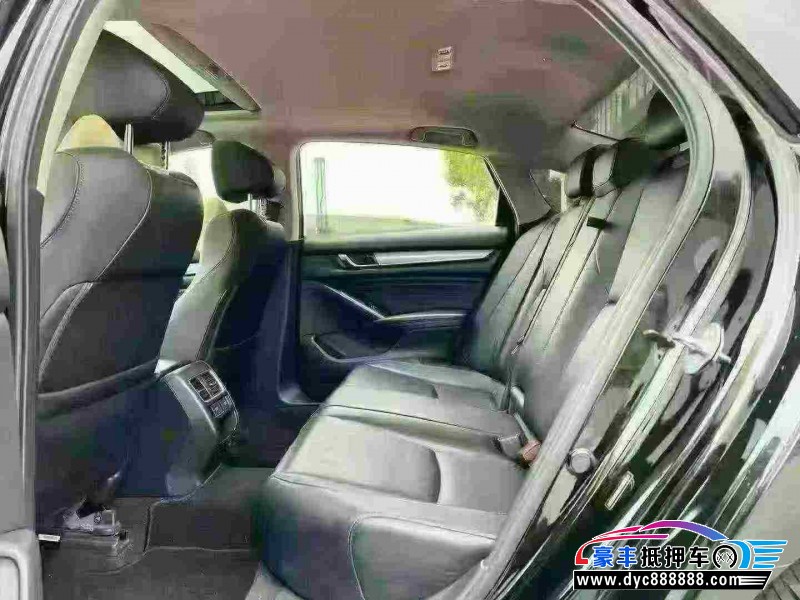 23年本田雅阁轿车抵押车出售