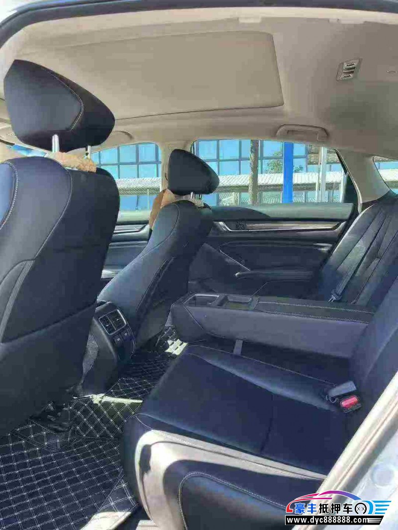 23年本田雅阁轿车抵押车出售