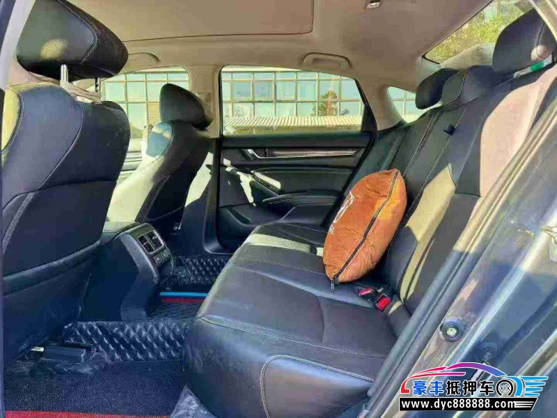 21年本田雅阁轿车抵押车出售