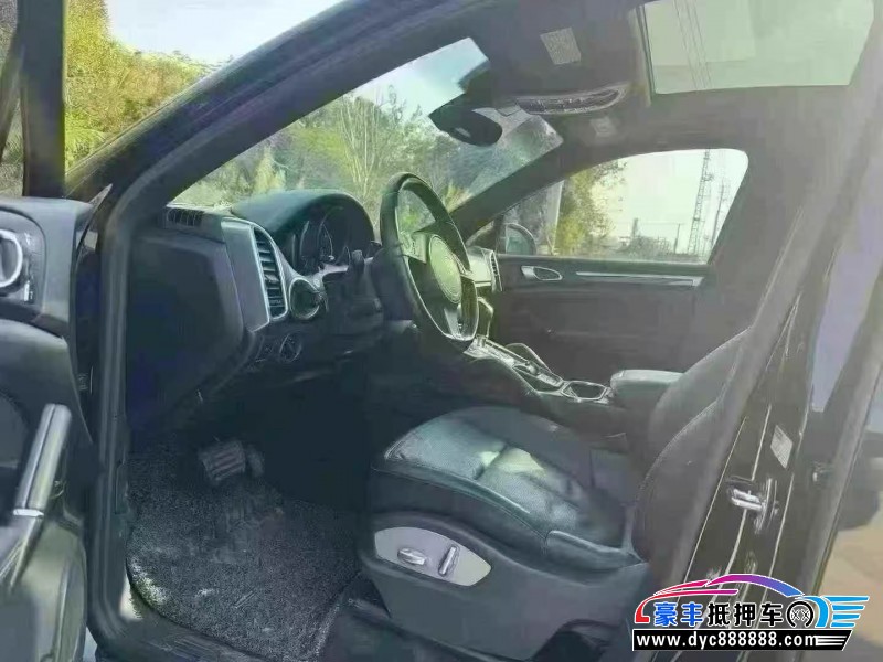 15年保时捷卡宴轿车抵押车出售
