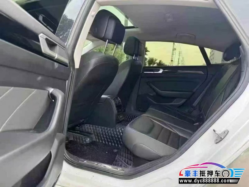 22年大众CC轿车抵押车出售