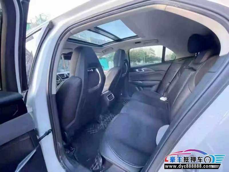 19年领克02轿车抵押车出售