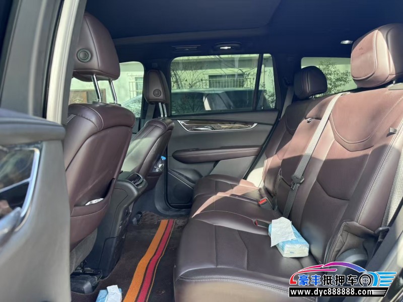 22年凯迪拉克xt6轿车抵押车出售