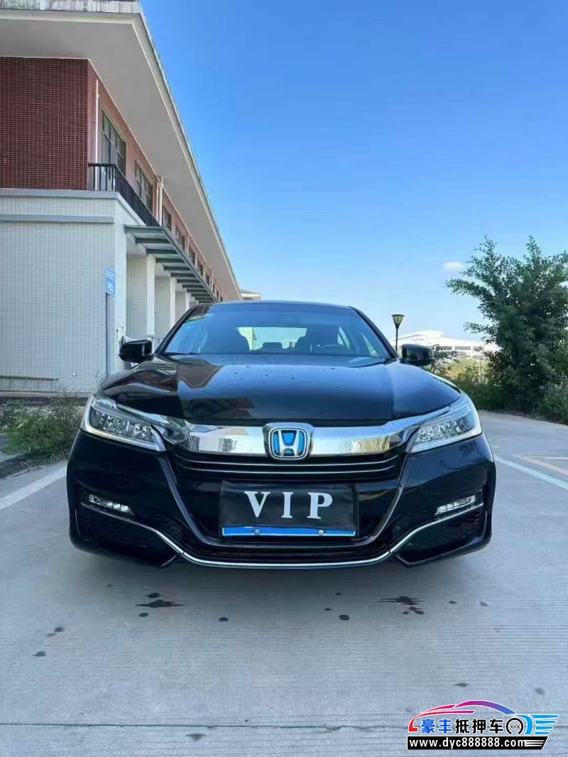 17年本田雅阁轿车抵押车出售