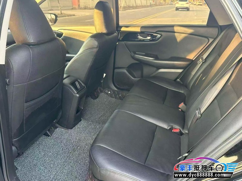 19年本田享域轿车抵押车出售