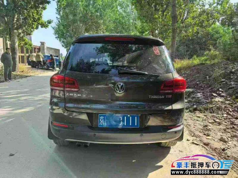 15年大众途观轿车抵押车出售