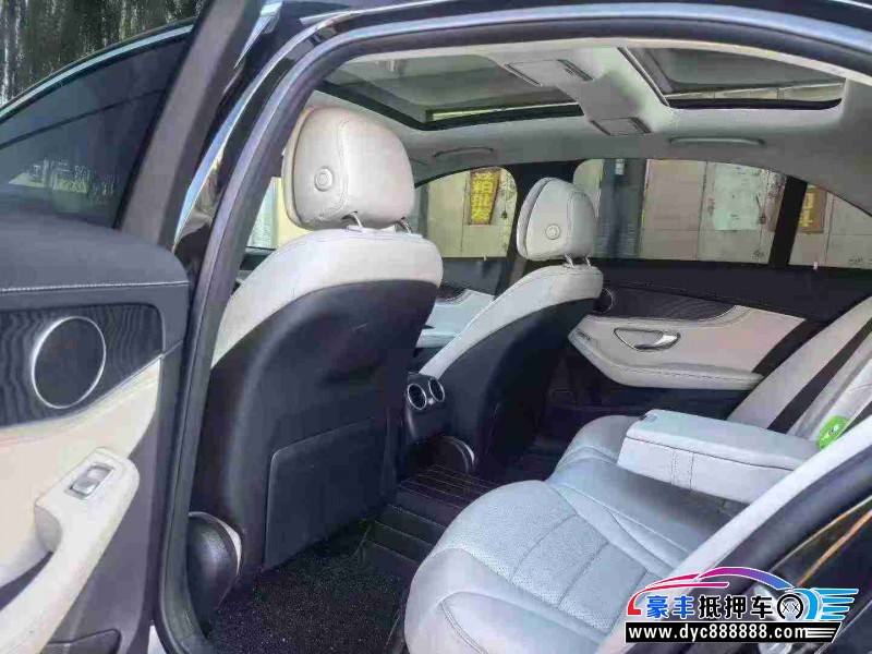 15年奔驰C轿车抵押车出售