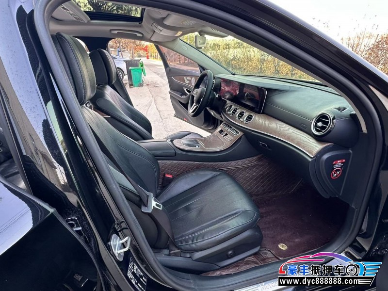 19年奔驰E轿车抵押车出售