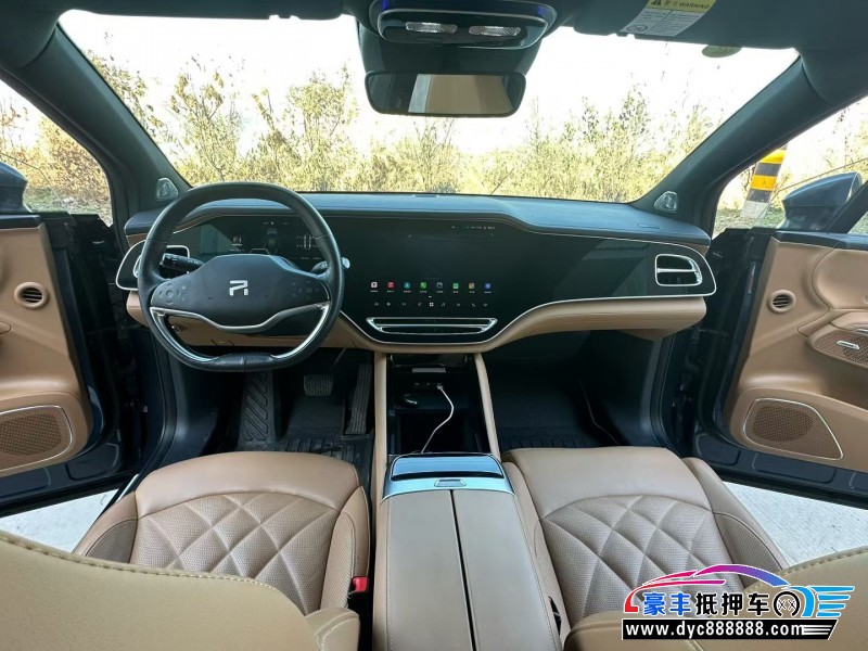 24年非凡R7轿车抵押车出售