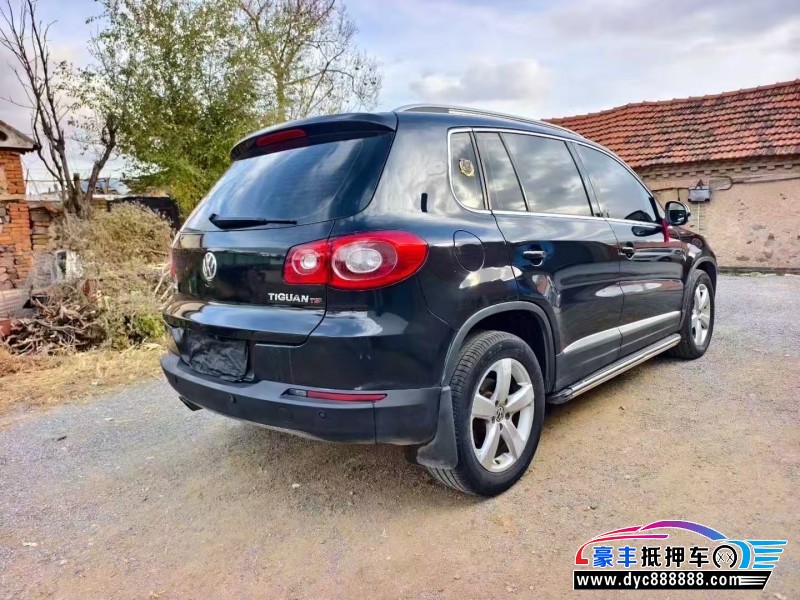 13年大众途观轿车抵押车出售