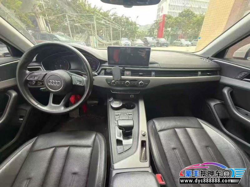 18年奥迪A4L轿车抵押车出售