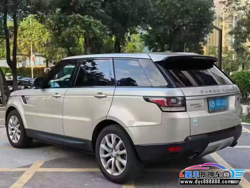 15年路虎揽胜运动轿车抵押车出售