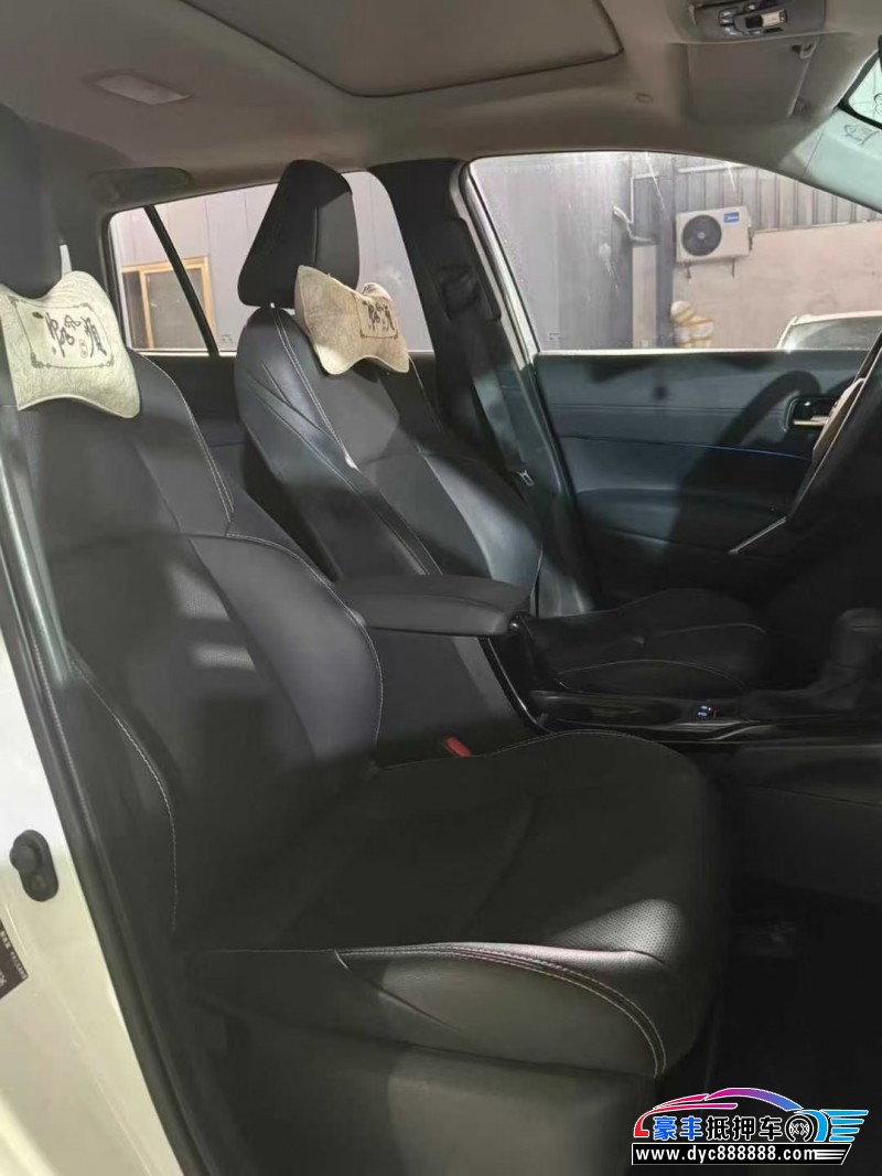 22年丰田锋兰达轿车抵押车出售