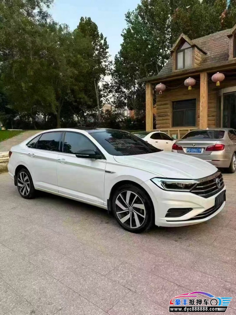 22年大众速腾轿车抵押车出售