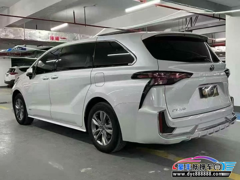 25年丰田塞纳轿车抵押车出售