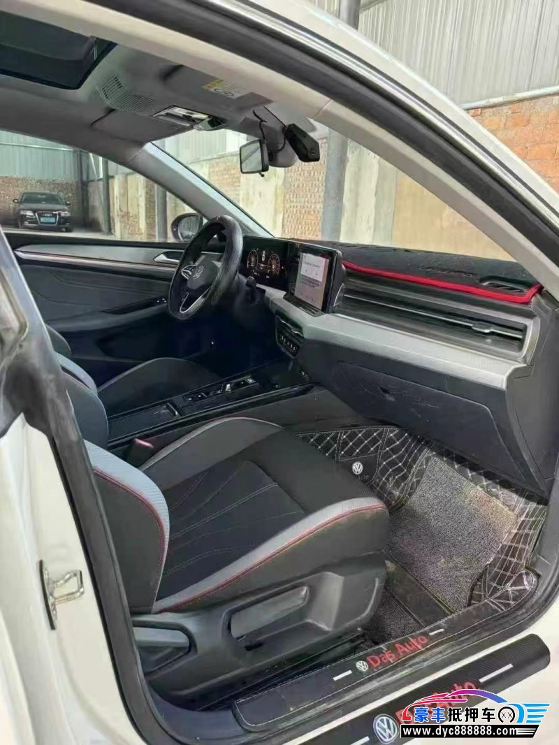 22年大众凌渡轿车抵押车出售