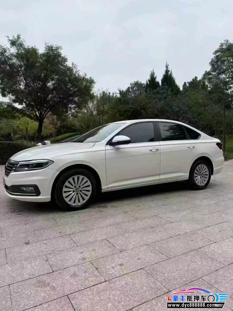 21年大众朗逸轿车抵押车出售