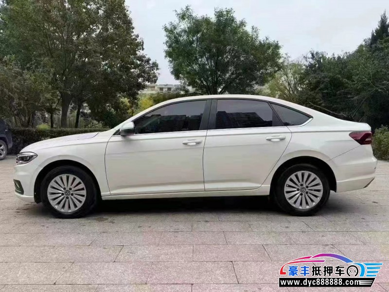 21年大众朗逸轿车抵押车出售