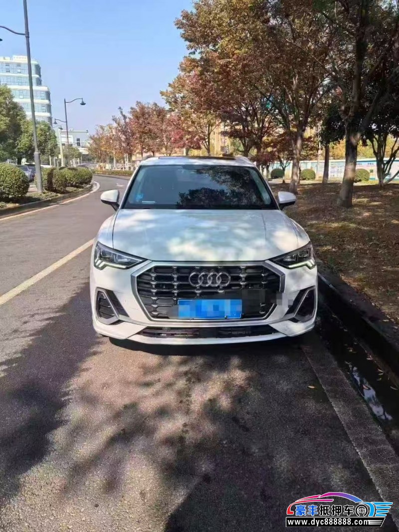 21年奥迪Q3轿车抵押车出售
