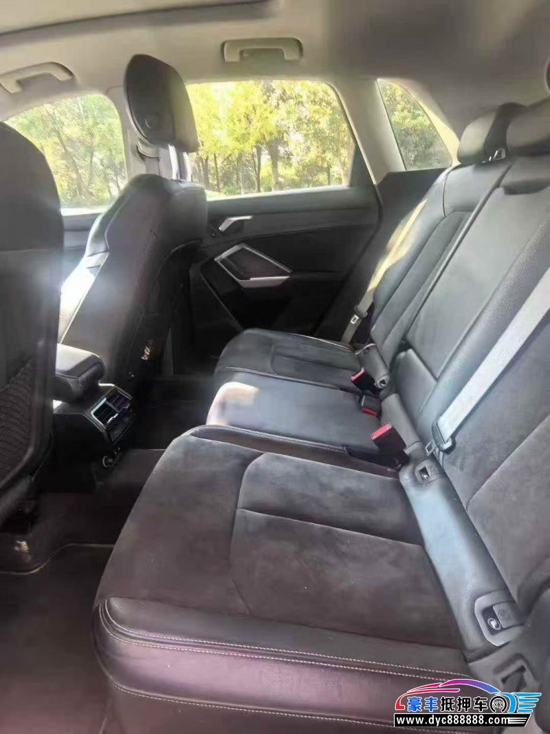 21年奥迪Q3轿车抵押车出售