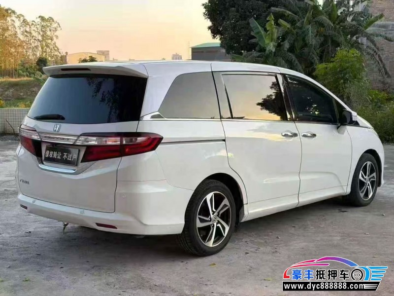 15年本田奥德赛轿车抵押车出售