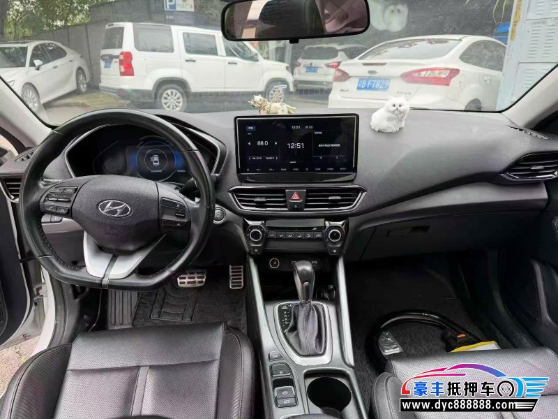 19年现代菲斯塔轿车抵押车出售