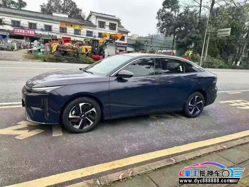 24年吉利银河L6轿车抵押车出售