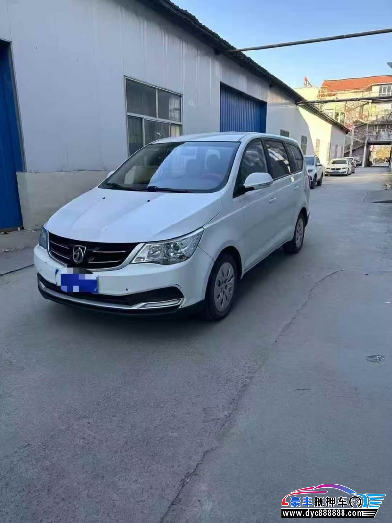 19年宝骏730轿车抵押车出售