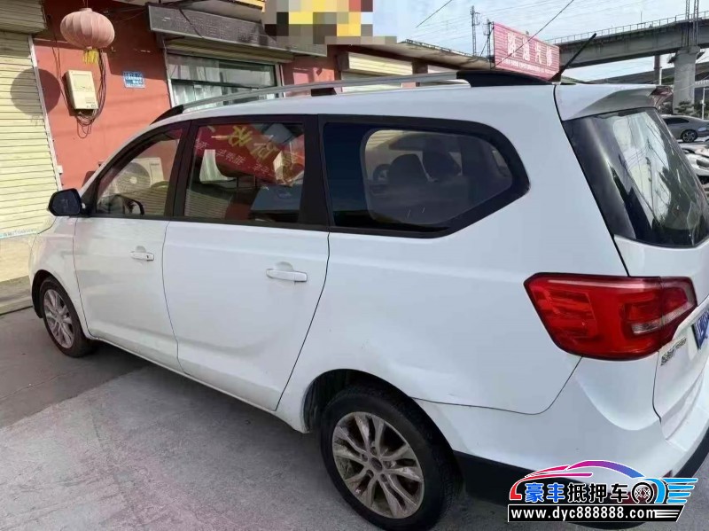 18年宝骏730轿车抵押车出售