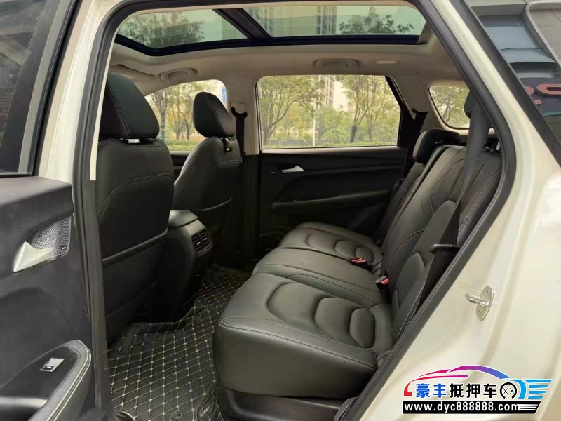 21年宝骏510轿车抵押车出售