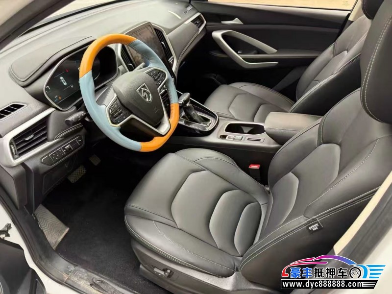 21年宝骏510轿车抵押车出售