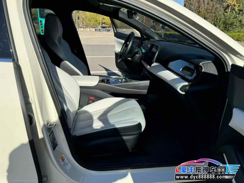 24年比亚迪海豹轿车抵押车出售